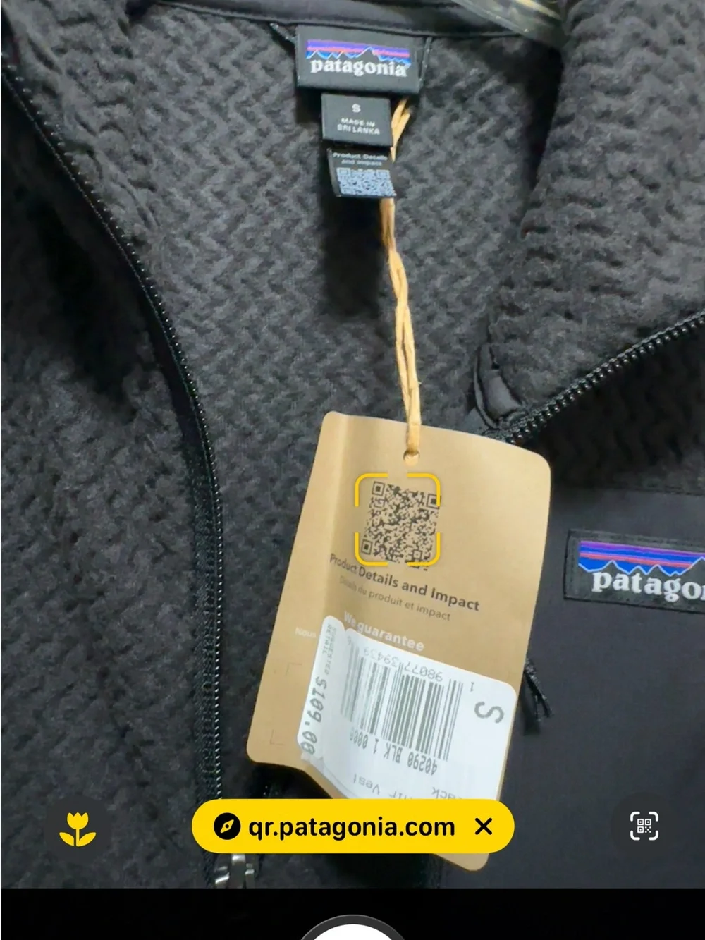 Patagonia Men's Dark Gray Quilted Fleece Vest with Chest Pocket